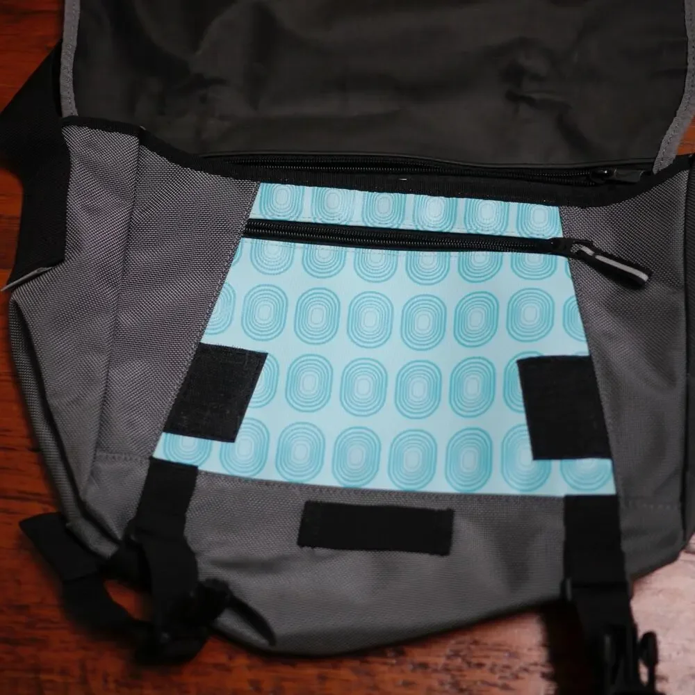 NIKE Gray Blue Black Geometric Nylon Bicycle Messenger Laptop Shoulder Bag 16x13